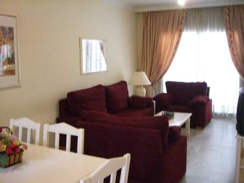 Apartamentos Pueblo Quinta Benalmadena Luaran gambar